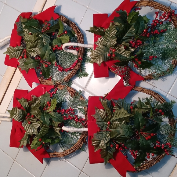 Unknown Other - Holiday decorations set of 4